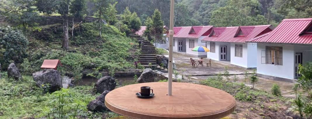 Lingsay River Side Homestay